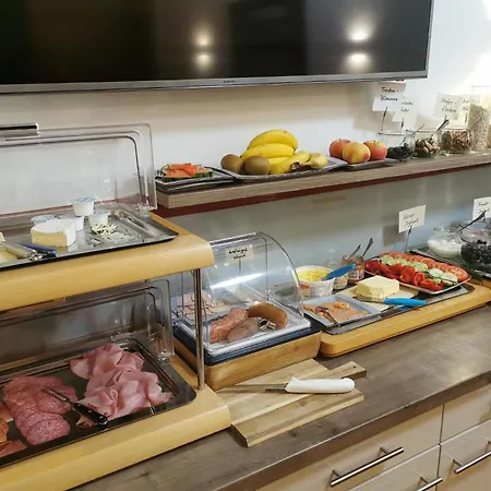 Zum Bierschorsch Hotel *